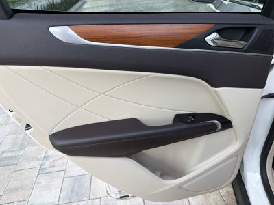 2019 Lincoln MKC Select