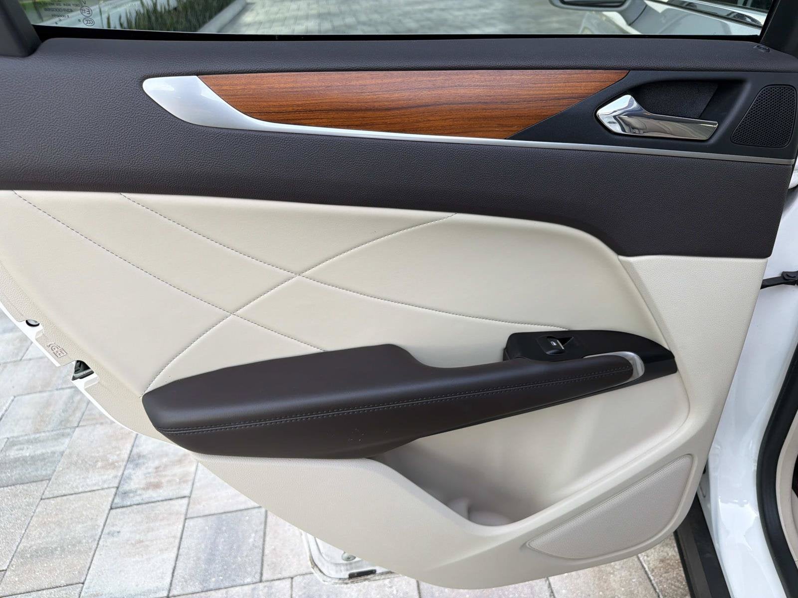 2019 Lincoln MKC Select