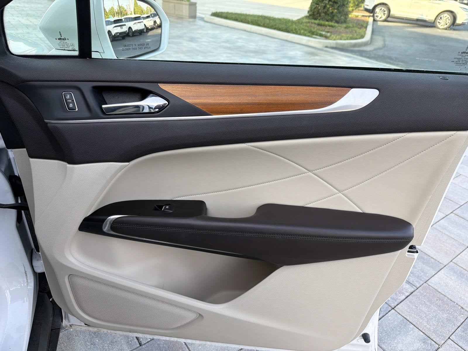 2019 Lincoln MKC Select