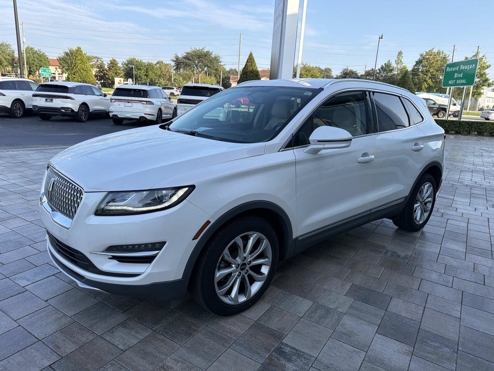 2019 Lincoln MKC Select