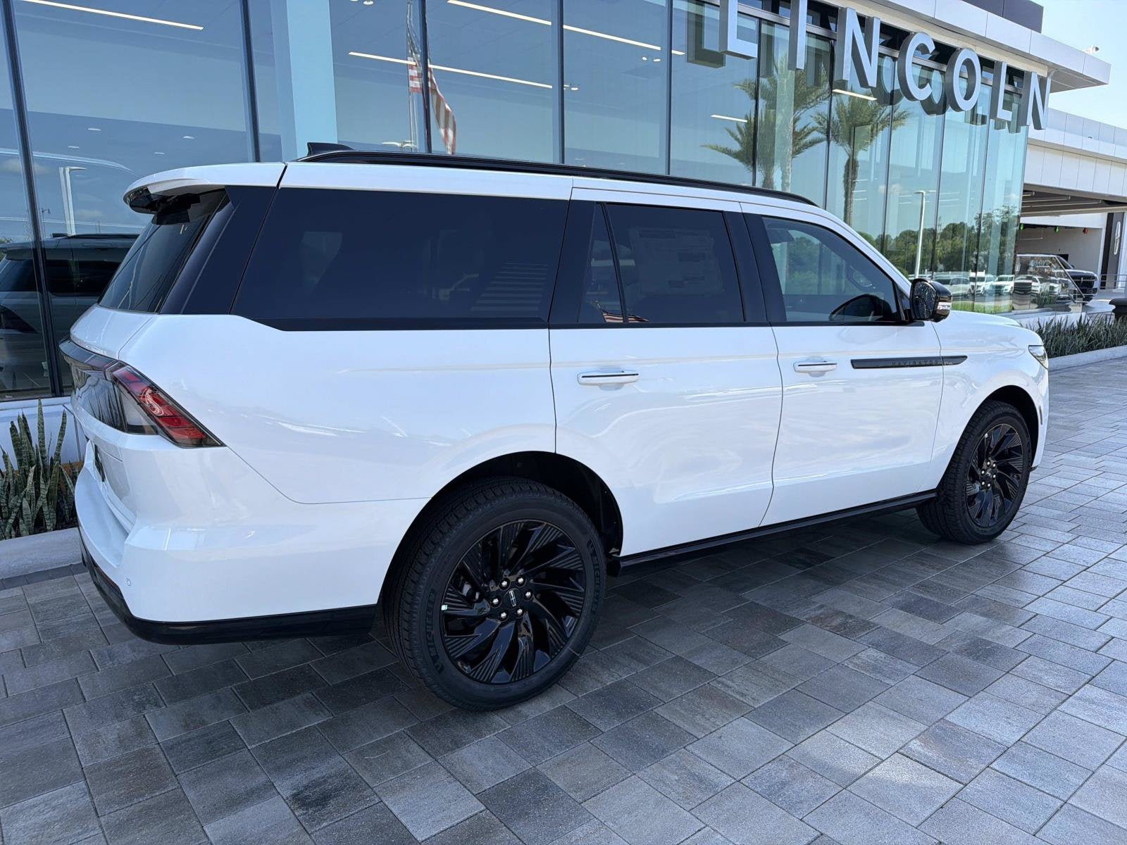 2026 Lincoln Navigator Reserve