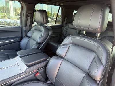 2027 Lincoln Navigator Reserve