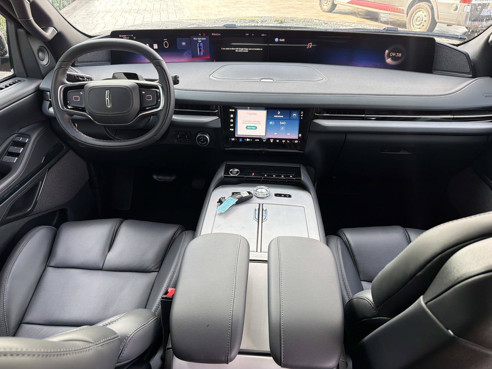 2027 Lincoln Navigator Reserve