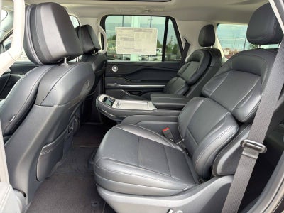 2027 Lincoln Navigator Reserve