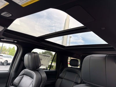2027 Lincoln Navigator Reserve