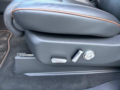 2027 Lincoln Navigator Black Label