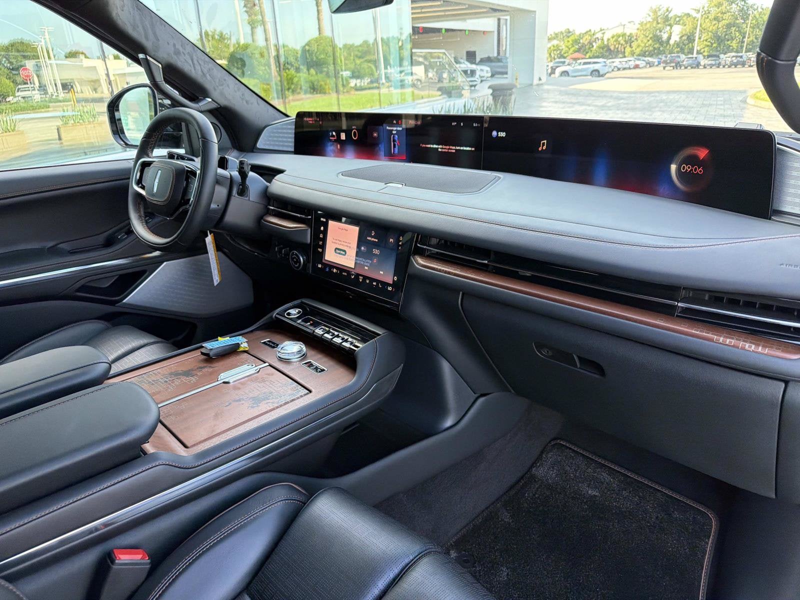 2027 Lincoln Navigator Black Label