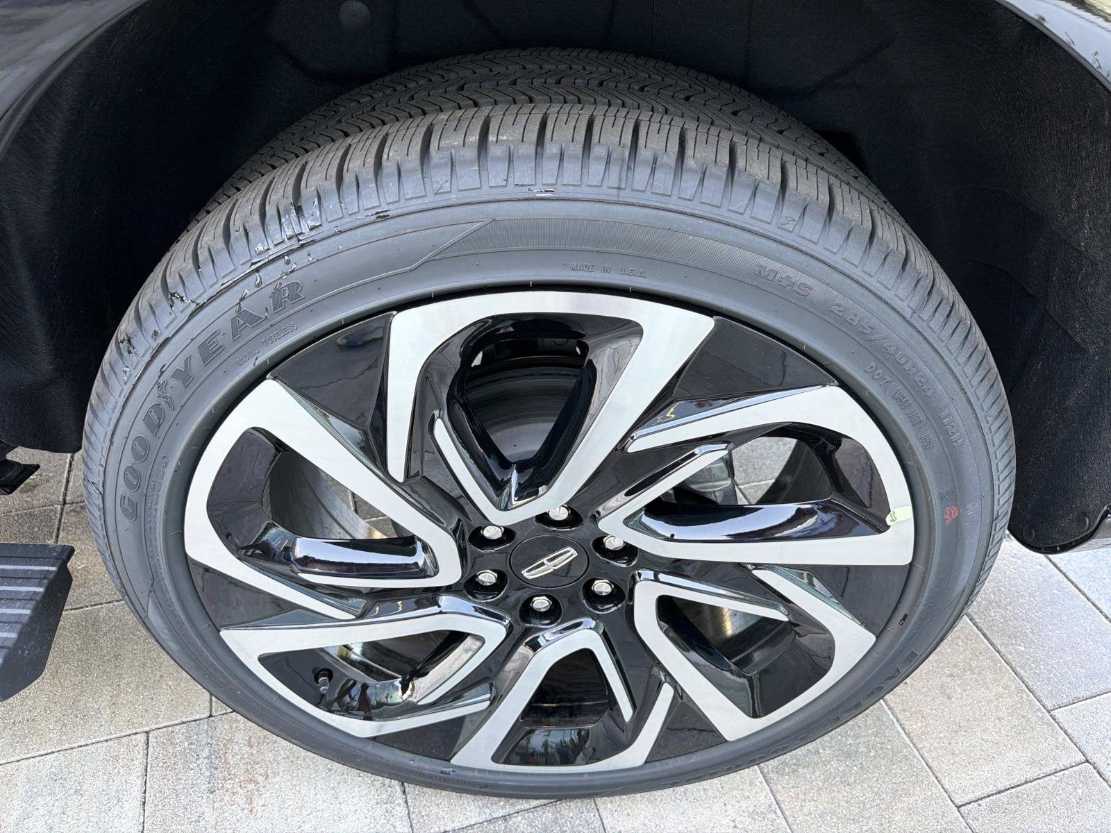 2027 Lincoln Navigator Black Label