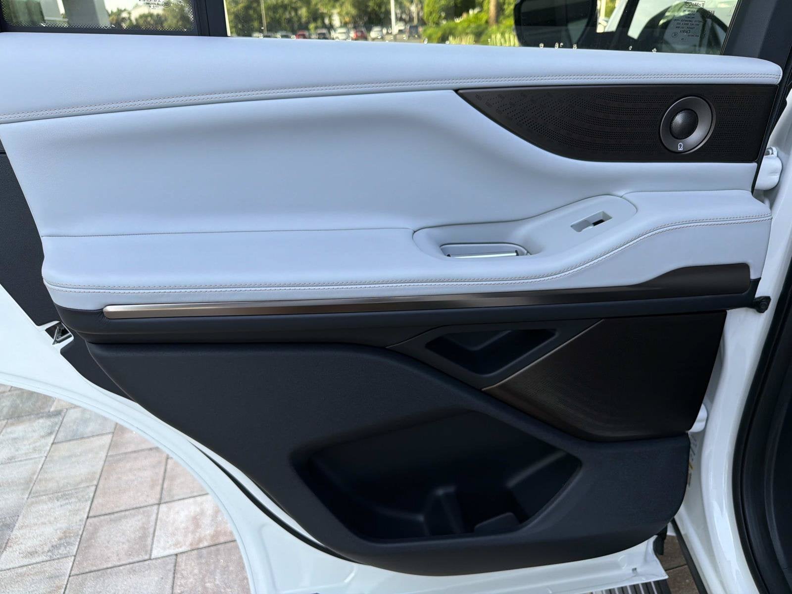 2027 Lincoln Navigator Black Label