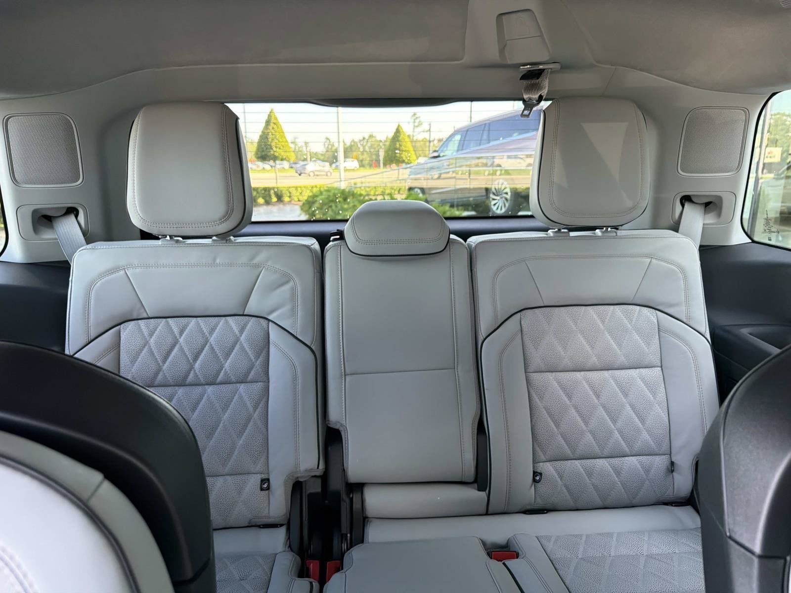 2027 Lincoln Navigator Black Label