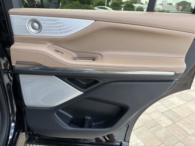2027 Lincoln Navigator Black Label