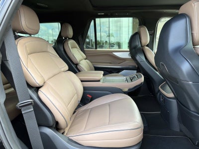 2027 Lincoln Navigator Black Label