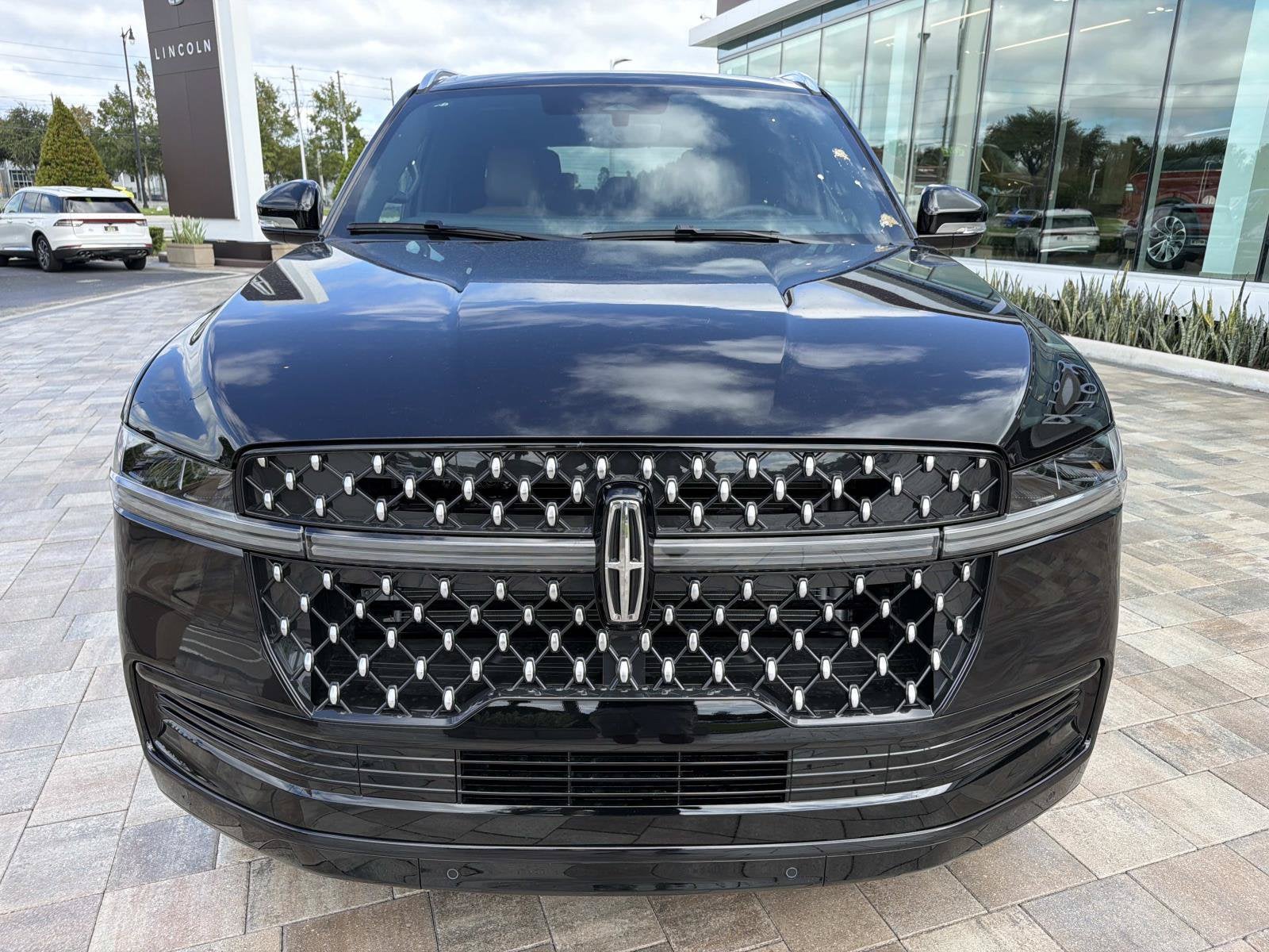 2027 Lincoln Navigator Black Label