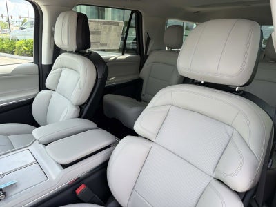 2026 Lincoln Navigator Premiere