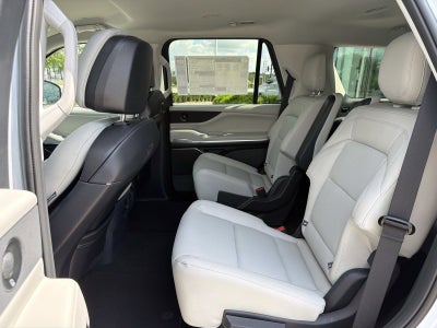 2026 Lincoln Navigator Premiere