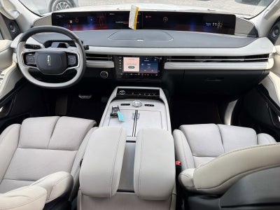 2026 Lincoln Navigator Premiere