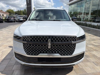 2026 Lincoln Navigator Premiere