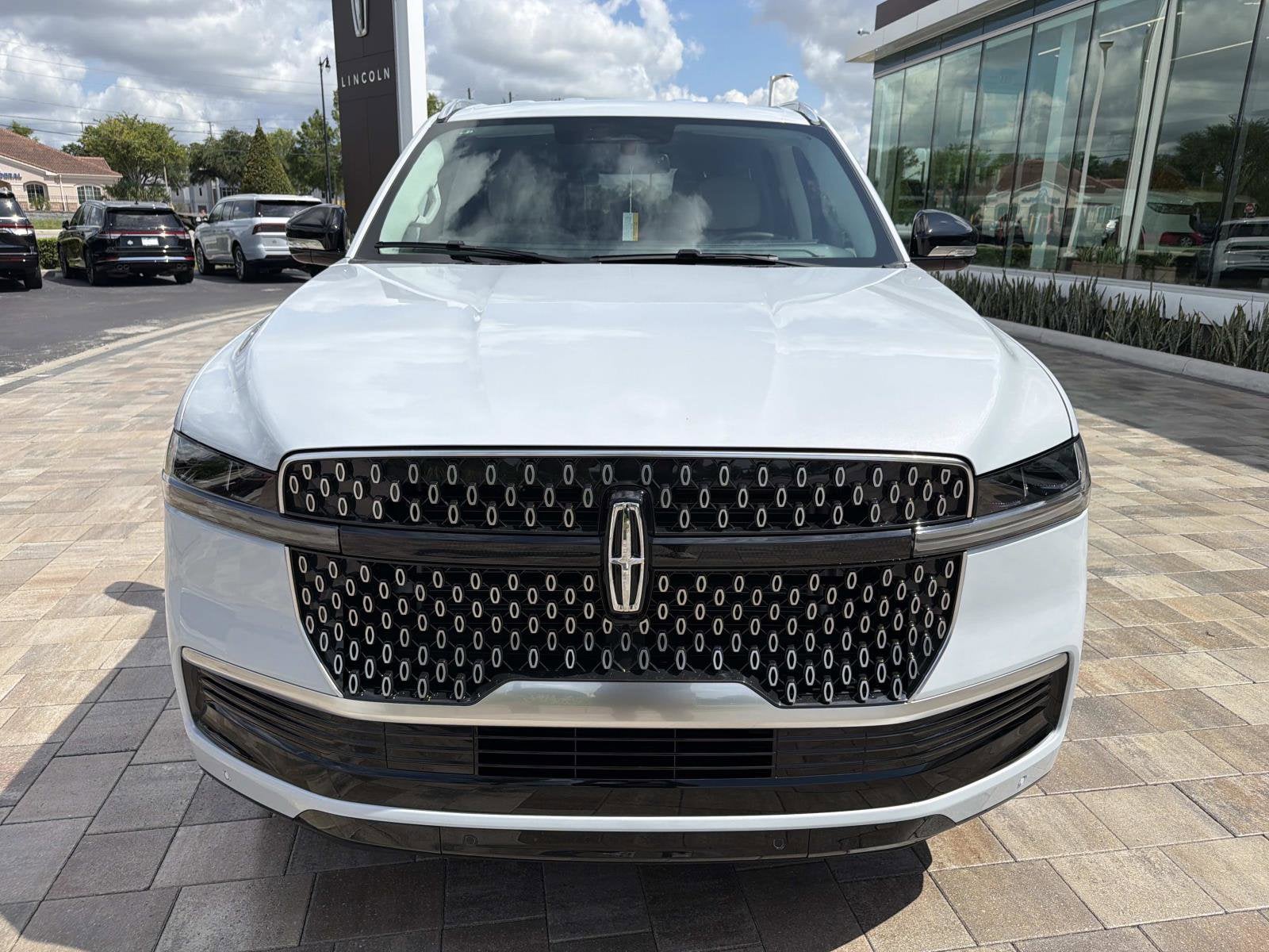 2026 Lincoln Navigator Premiere