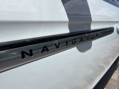 2026 Lincoln Navigator Premiere