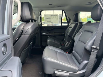 2026 Lincoln Navigator Premiere