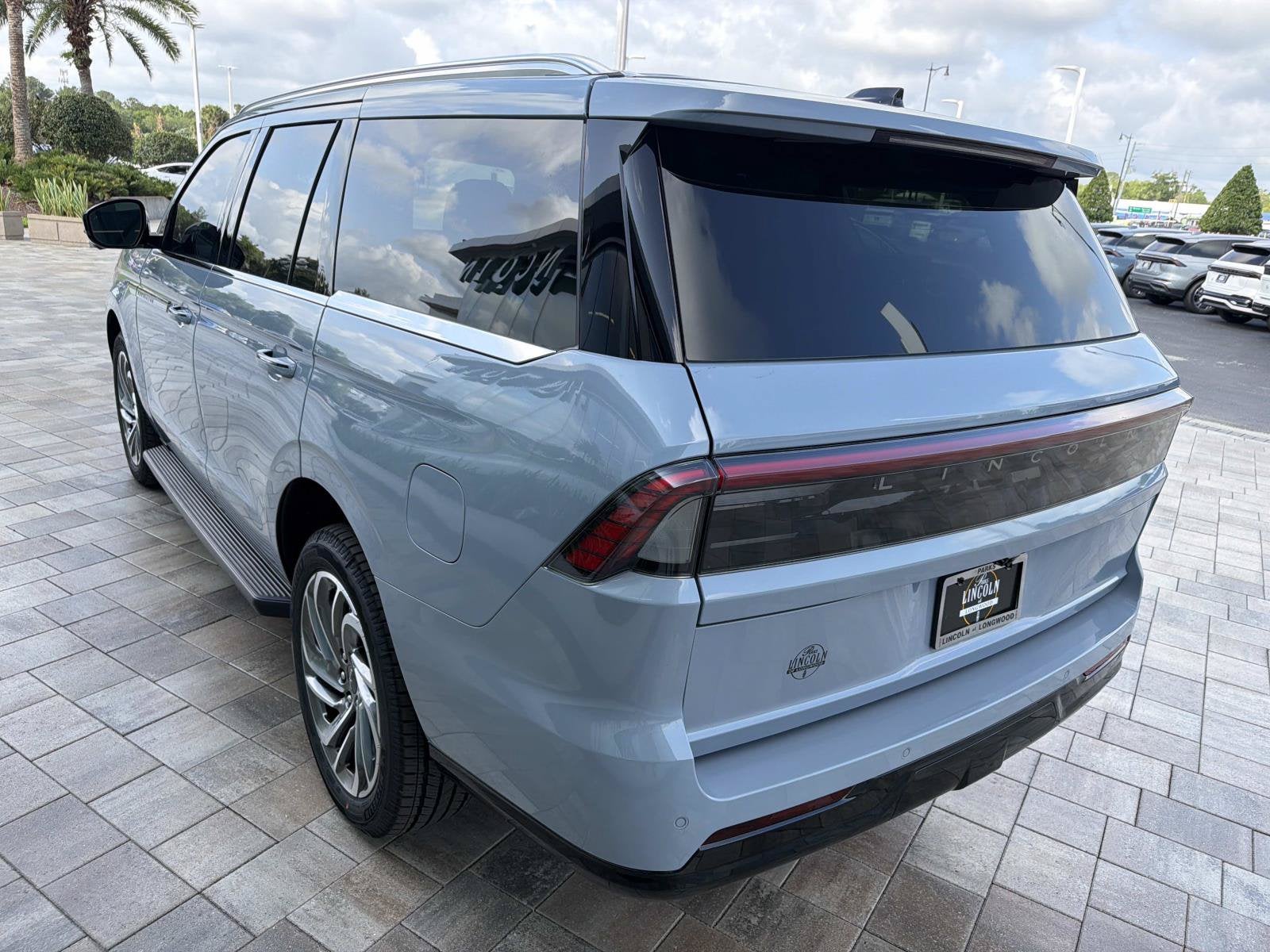 2026 Lincoln Navigator Premiere