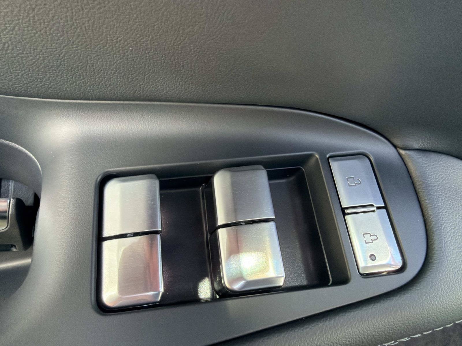 2027 Lincoln Navigator Premiere