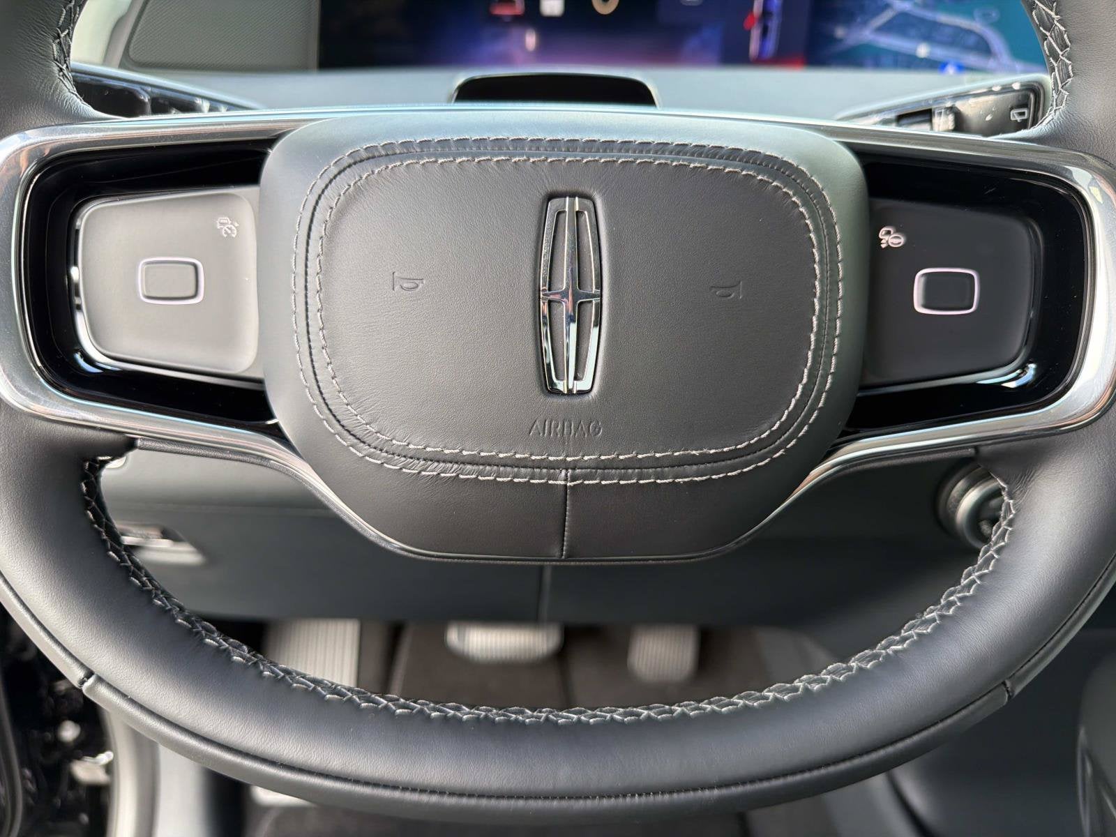 2027 Lincoln Navigator Premiere