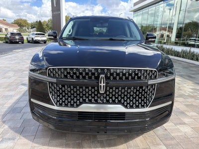 2027 Lincoln Navigator Premiere
