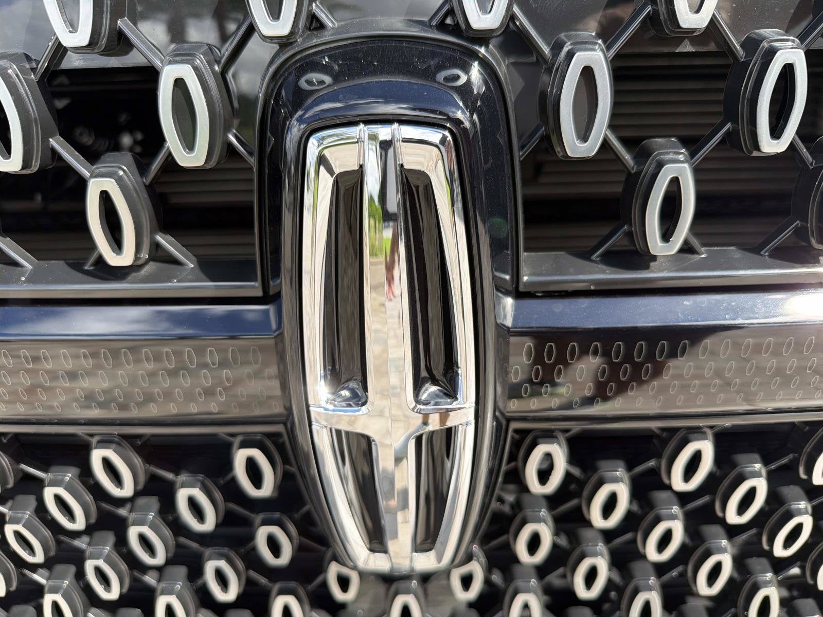 2027 Lincoln Navigator Premiere