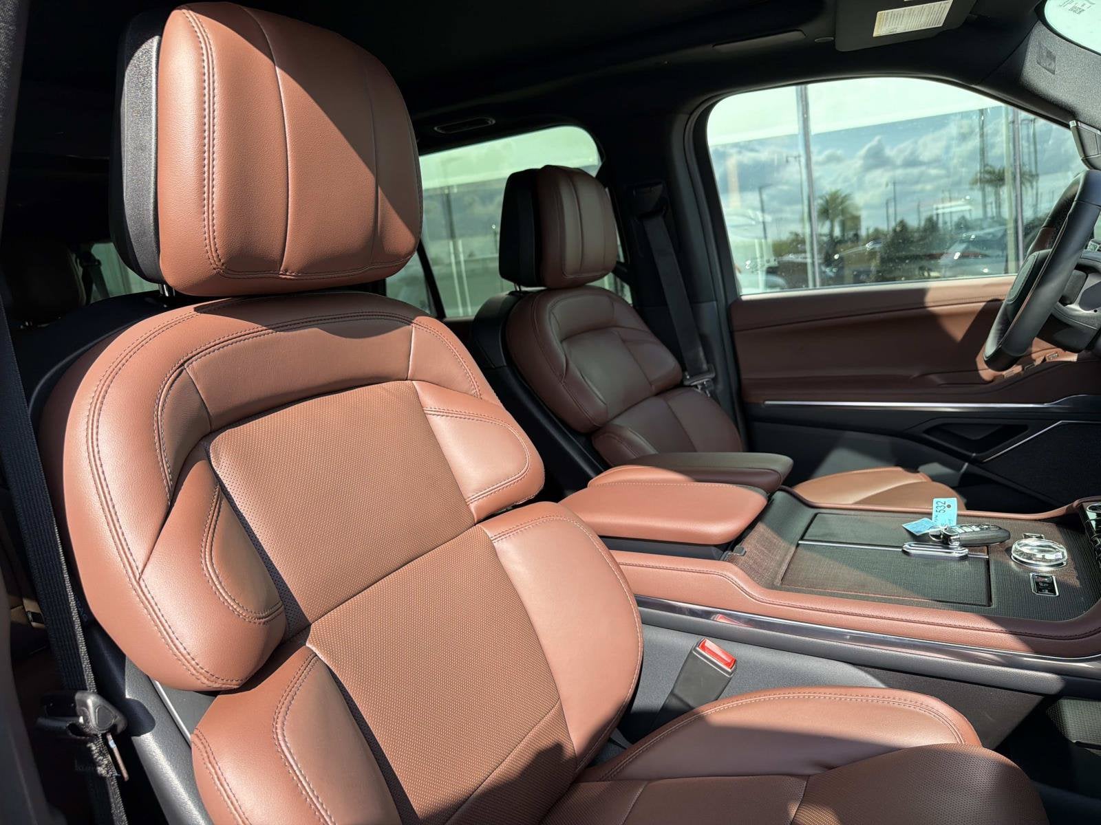 2026 Lincoln Navigator L Reserve