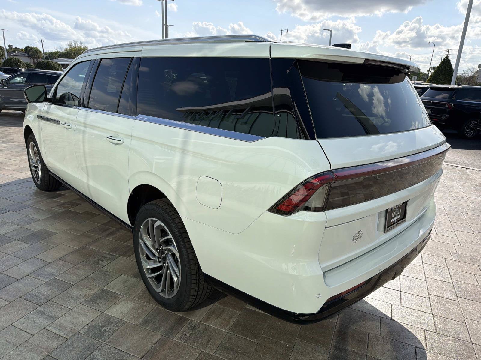 2026 Lincoln Navigator L Reserve