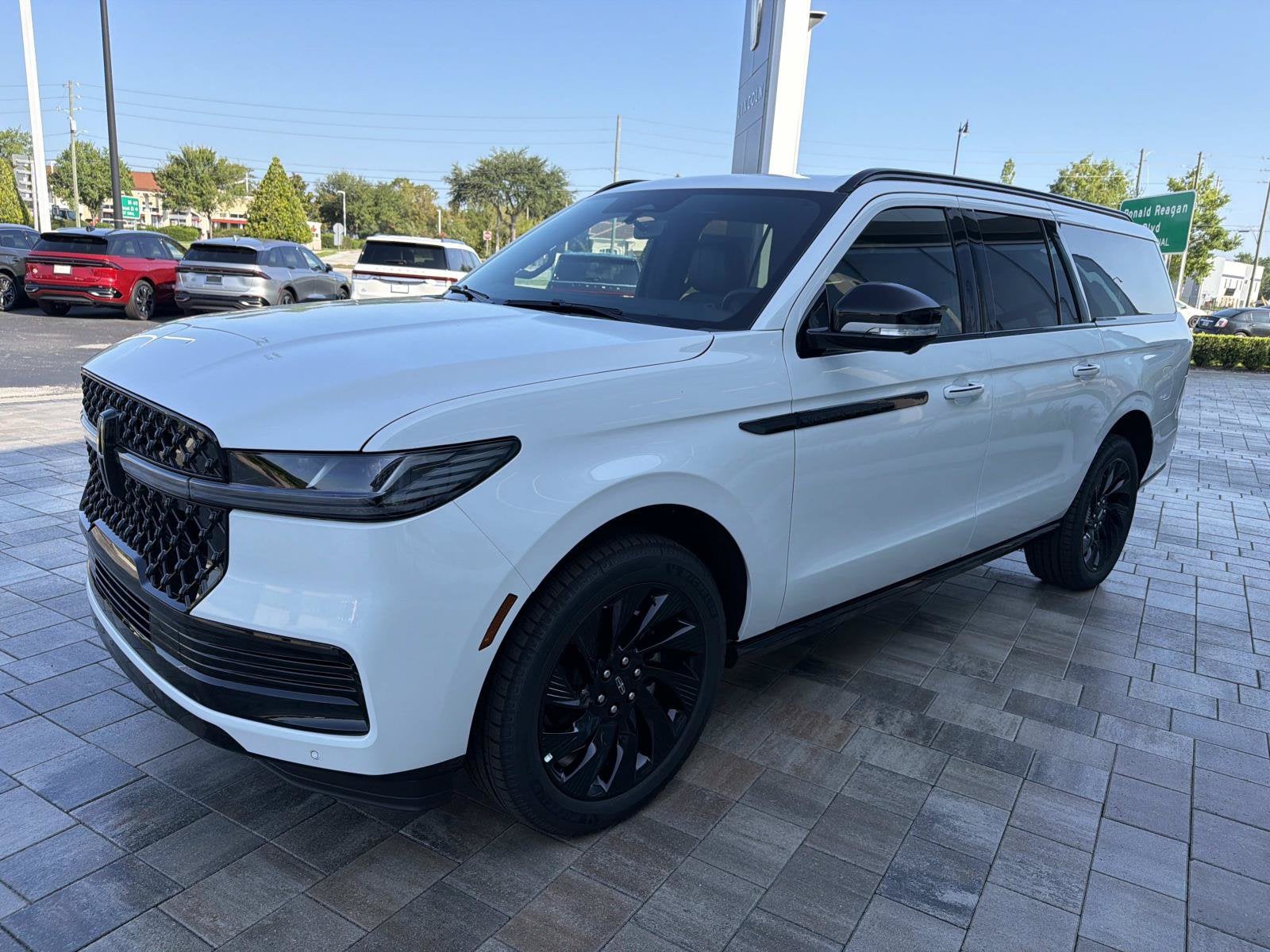 2026 Lincoln Navigator L Reserve