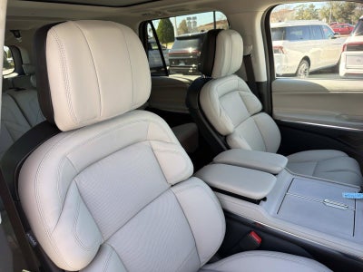 2026 Lincoln Navigator L Reserve
