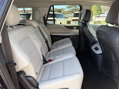 2026 Lincoln Navigator L Reserve