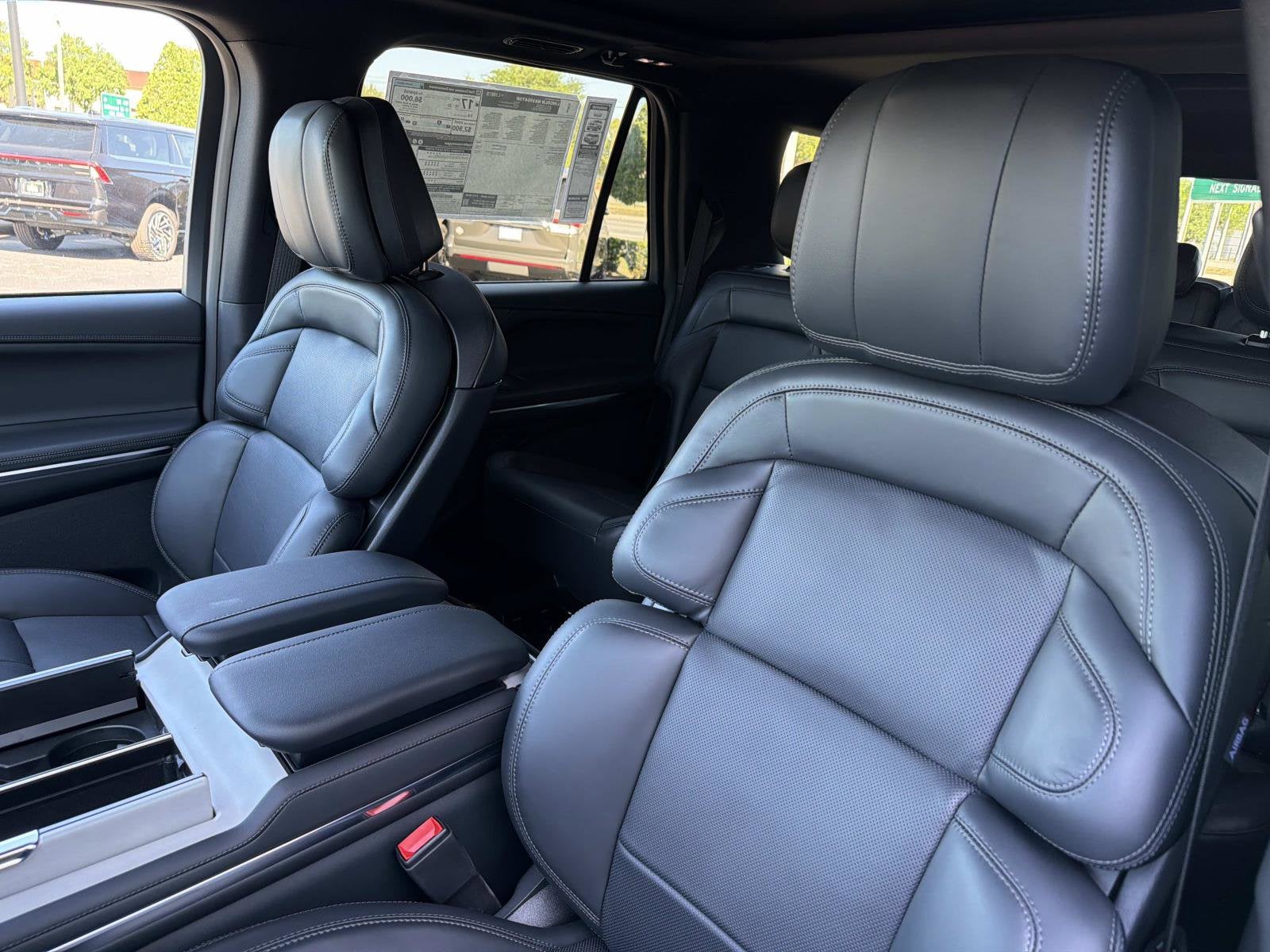 2026 Lincoln Navigator L Reserve