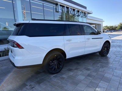 2026 Lincoln Navigator L Reserve