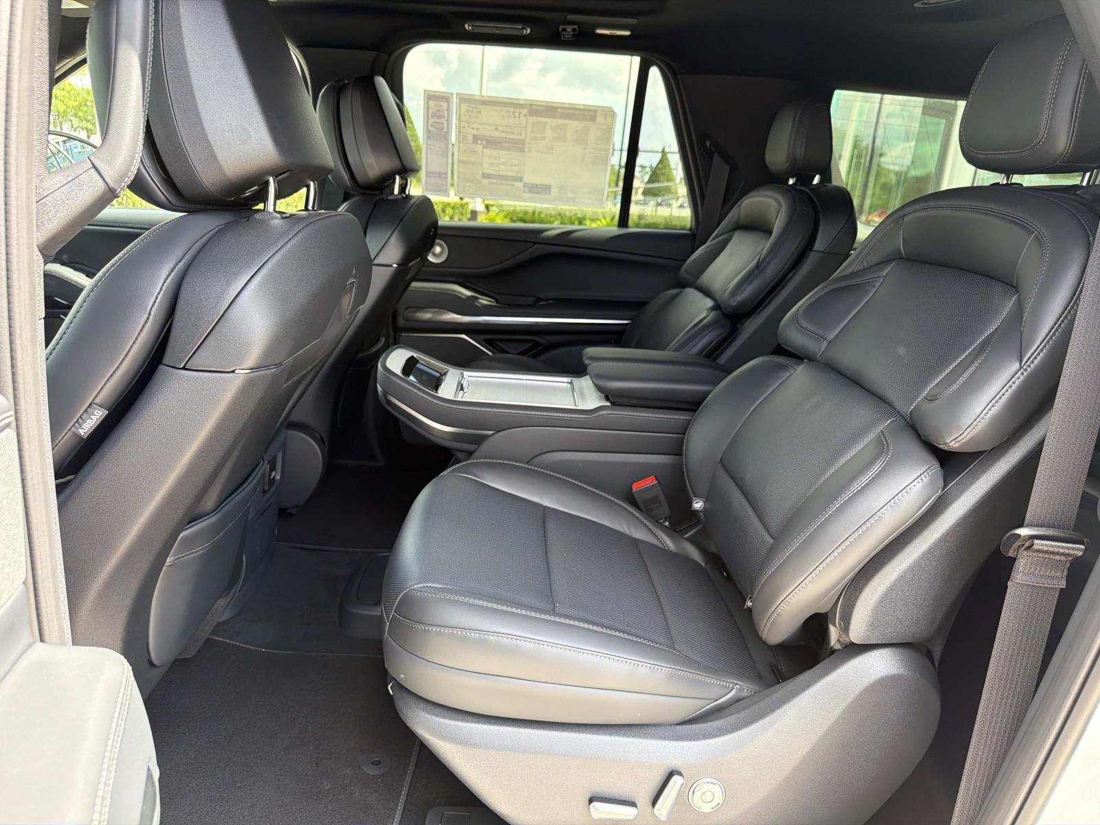 2026 Lincoln Navigator L Reserve