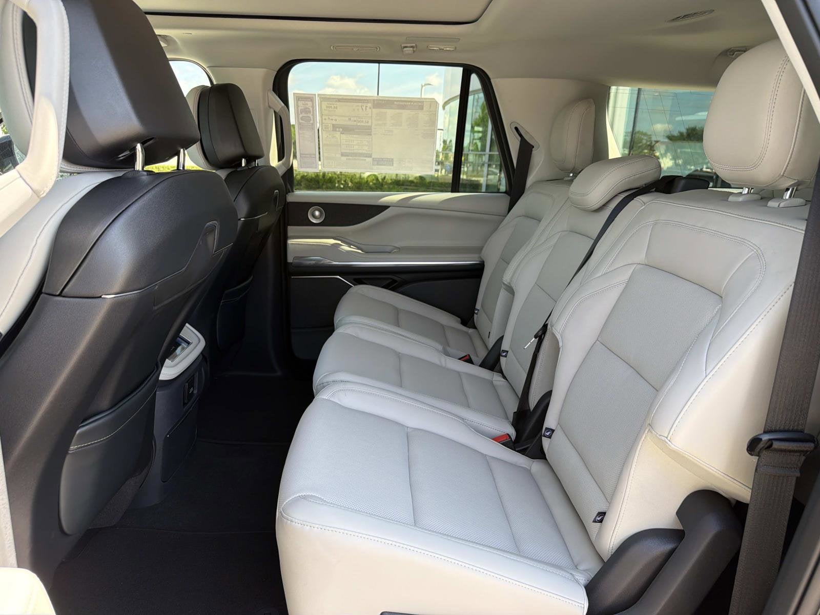 2026 Lincoln Navigator L Reserve