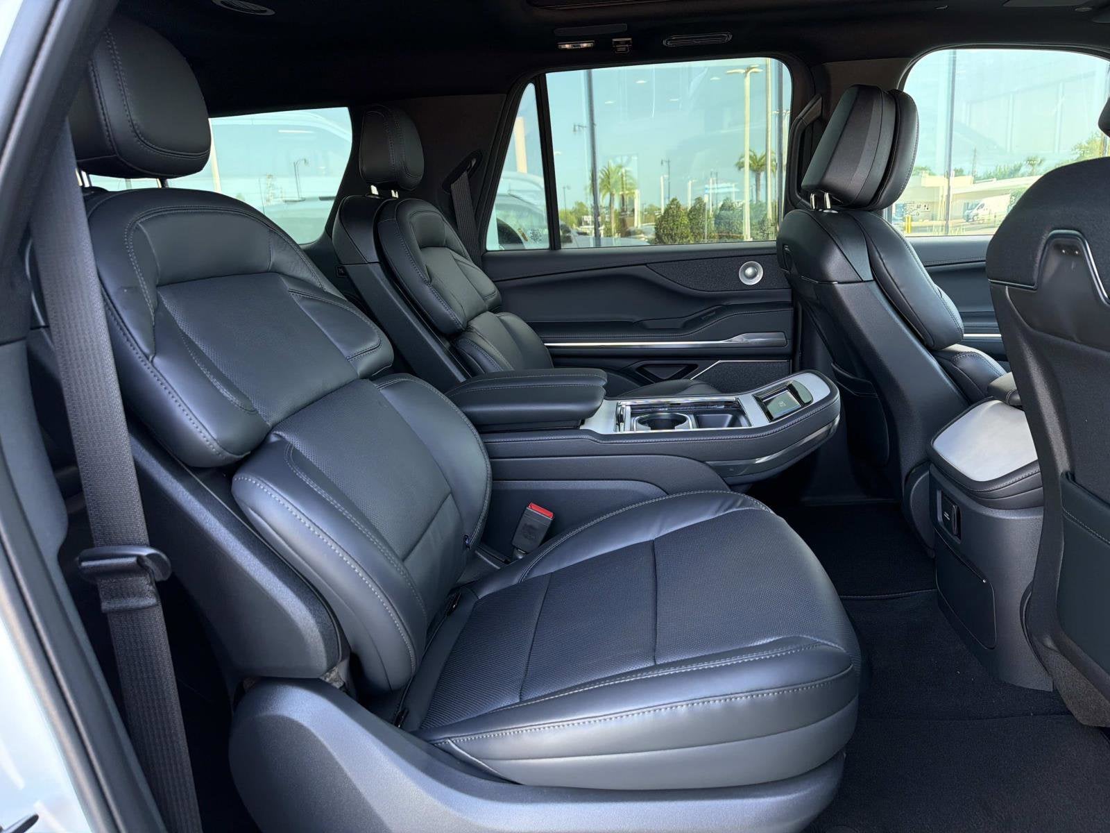 2026 Lincoln Navigator L Reserve