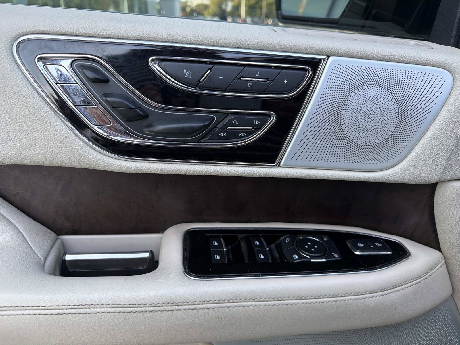 2020 Lincoln Navigator L Reserve