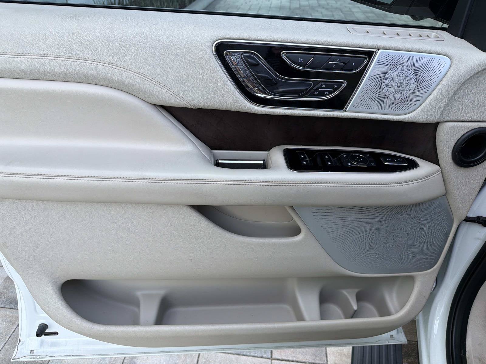 2020 Lincoln Navigator L Reserve