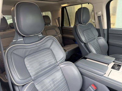 2024 Lincoln Navigator L Black Label