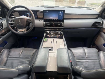 2024 Lincoln Navigator L Black Label
