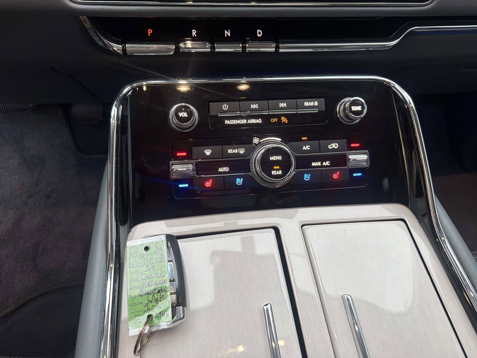 2024 Lincoln Navigator L Black Label