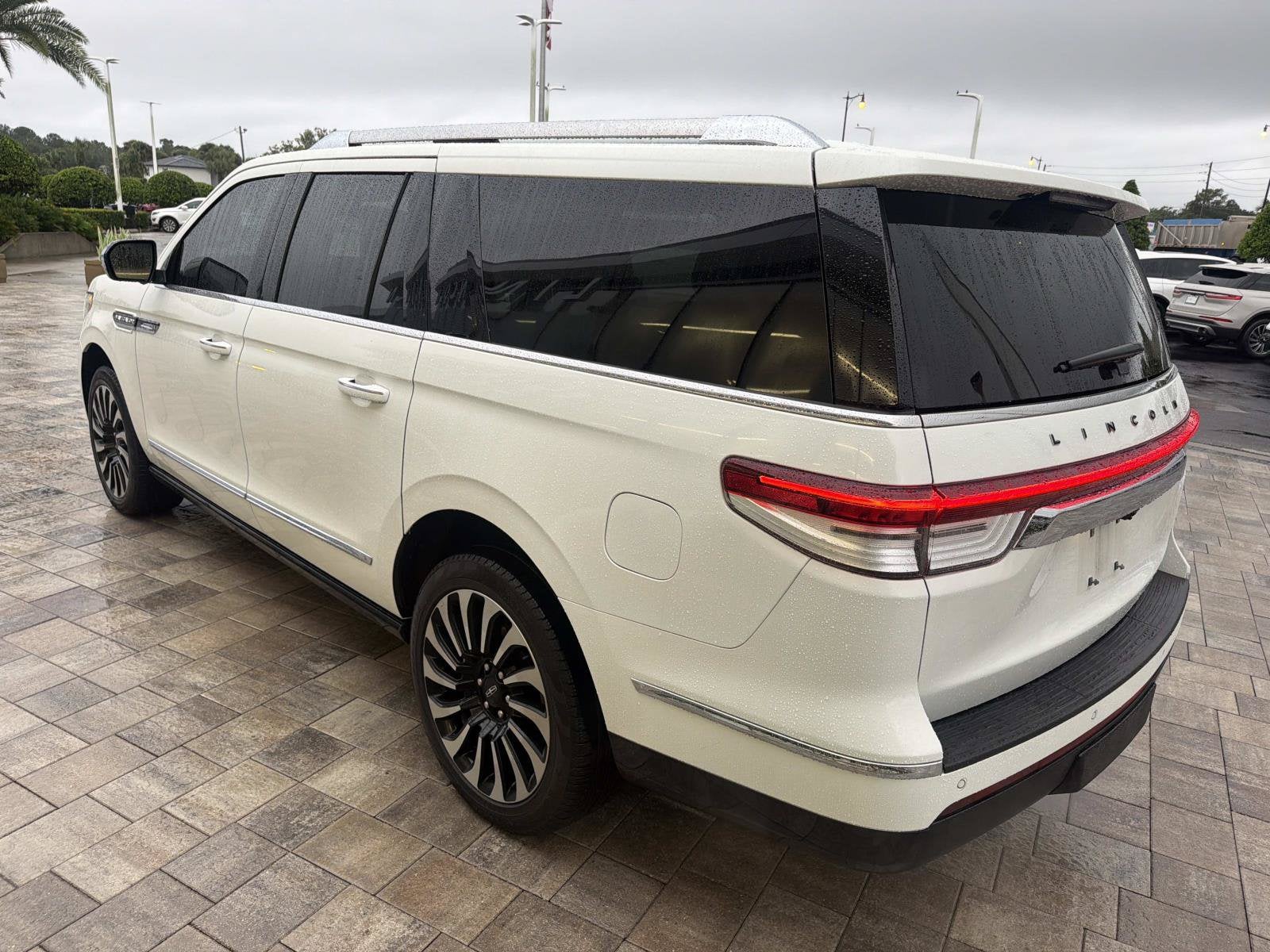 2024 Lincoln Navigator L Black Label