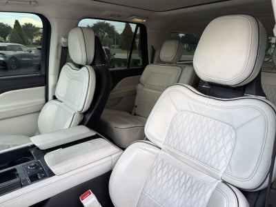 2023 Lincoln Navigator L Black Label
