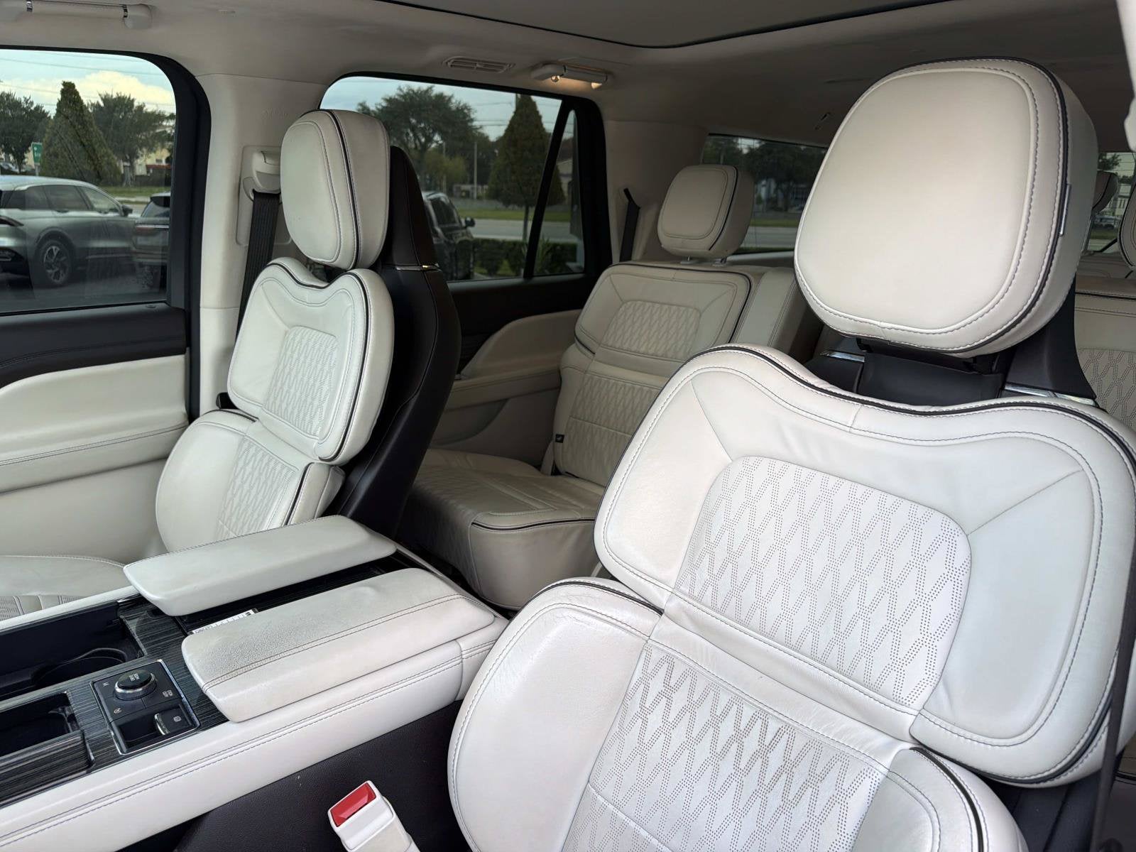 2023 Lincoln Navigator L Black Label