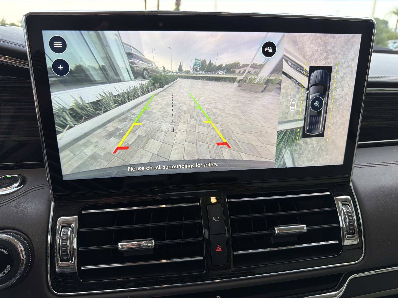 2023 Lincoln Navigator L Black Label