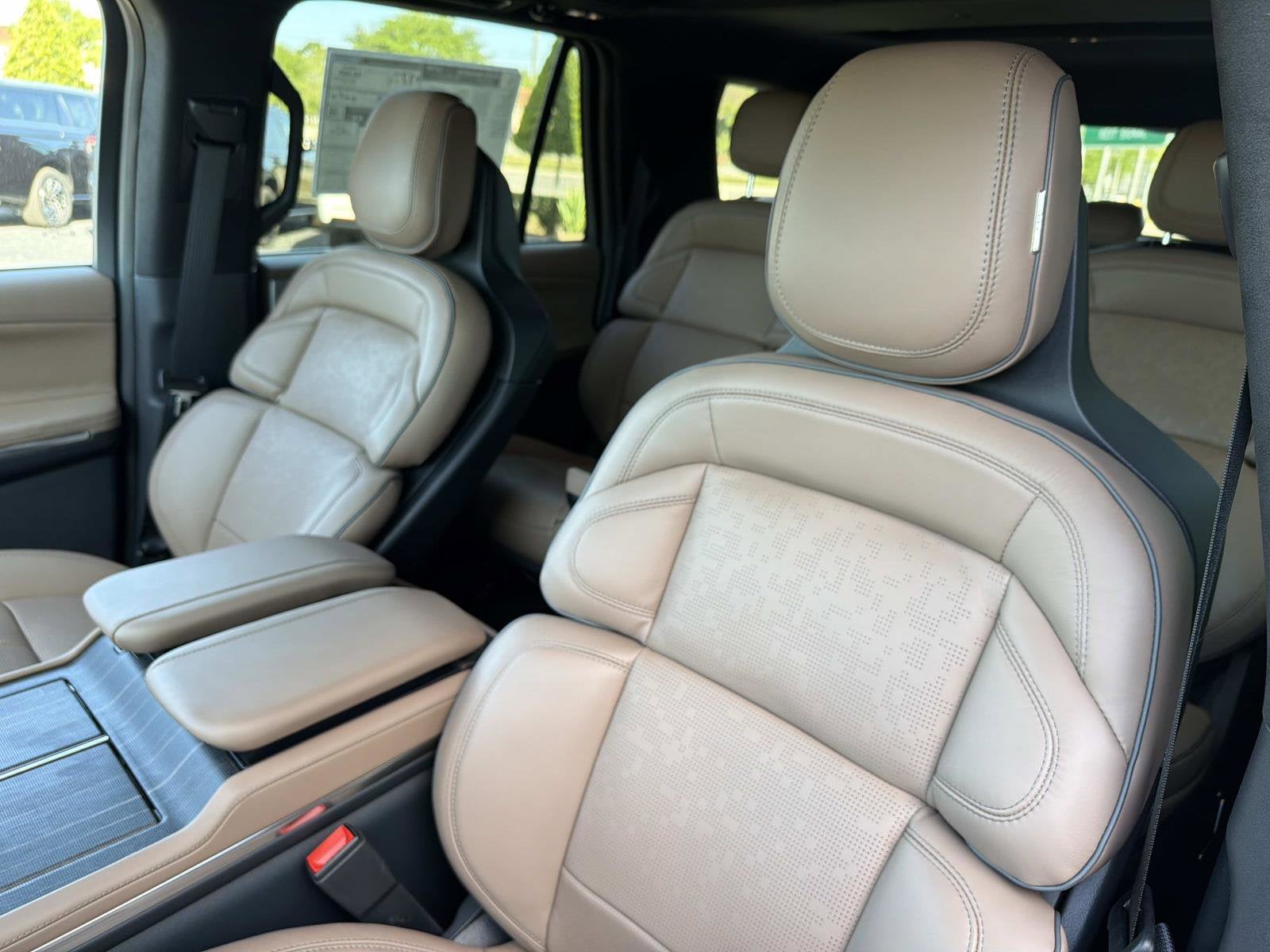 2026 Lincoln Navigator L Black Label
