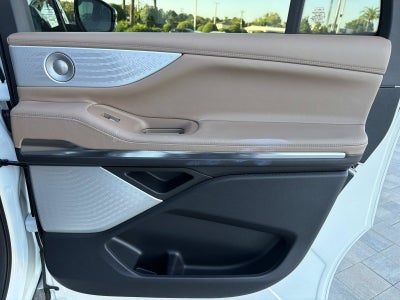 2027 Lincoln Navigator L Black Label